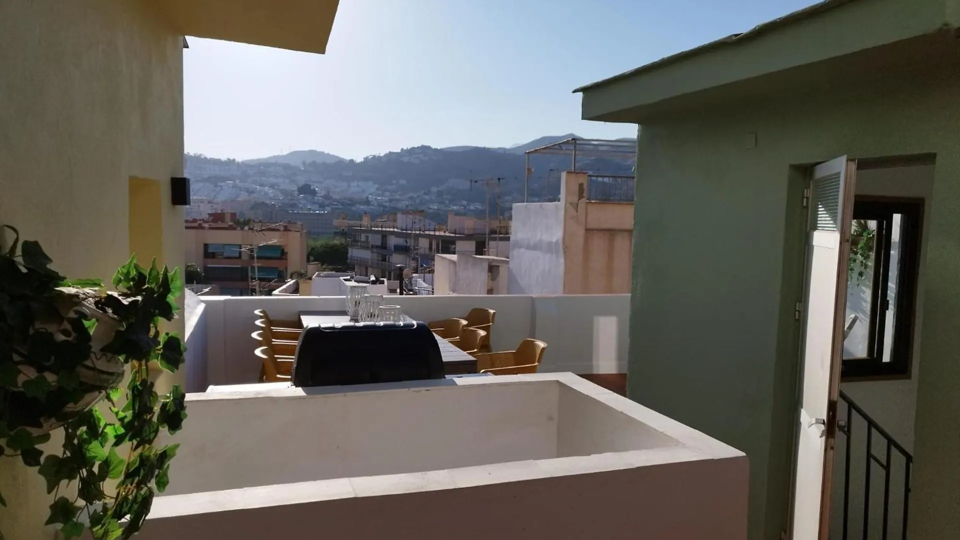 Apartment, Balcony With A View And A Jacuzzi Almuñécar شقة
