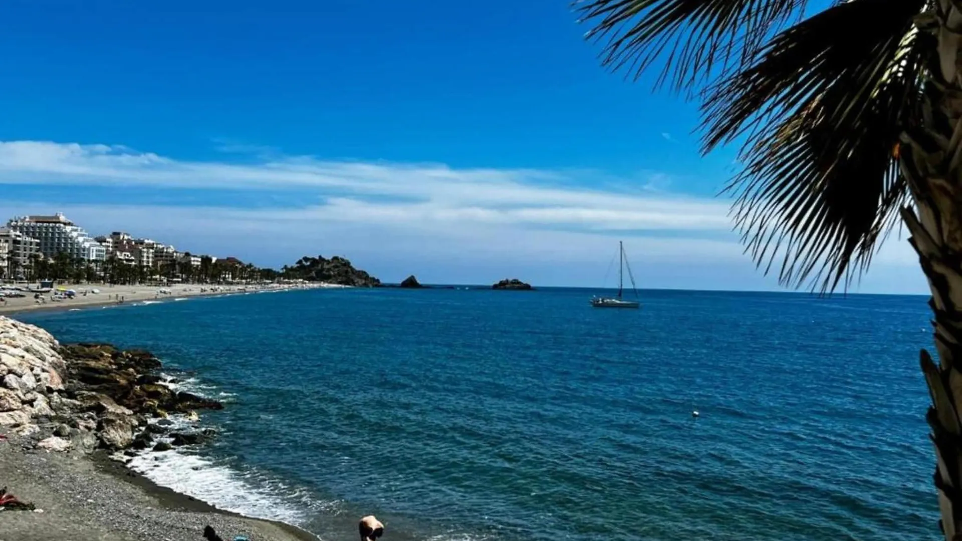 شقة Apartment, Balcony With A View And A Jacuzzi Almuñécar